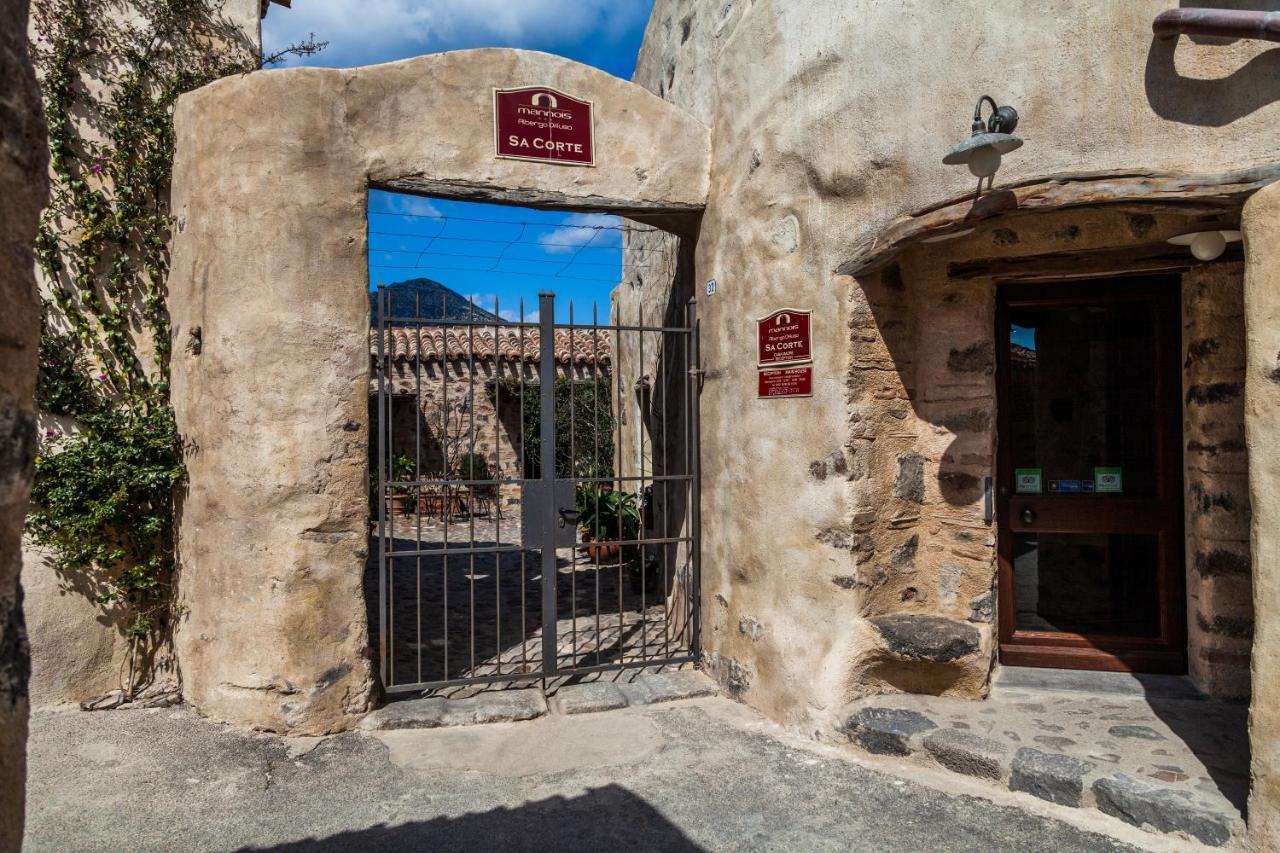 Albergo Diffuso Mannois オロゼーイ エクステリア 写真