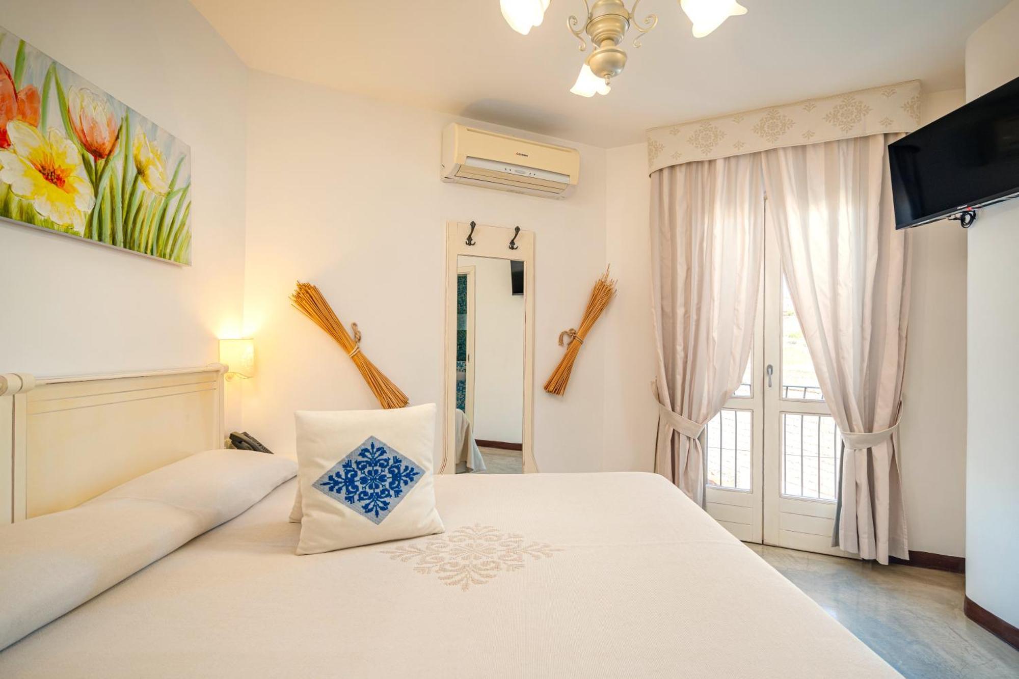 Albergo Diffuso Mannois オロゼーイ エクステリア 写真
